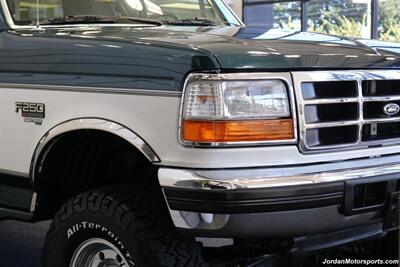 1996 Ford F-250 XLT  1-OWNER* 100% RUST & CORROSION FREE* NEW 4 " BDS LIFT W/ FOX SHOCKS* NEW 33 " BFG KO3 10-PLY TIRES* ALCOAS* FACTORY 2-TONE* NEW BRAKES - FLUIDS - FILTERS* LINEX BED LINER & BED IN NEW CONDITION - Photo 41 - Portland, OR 97230
