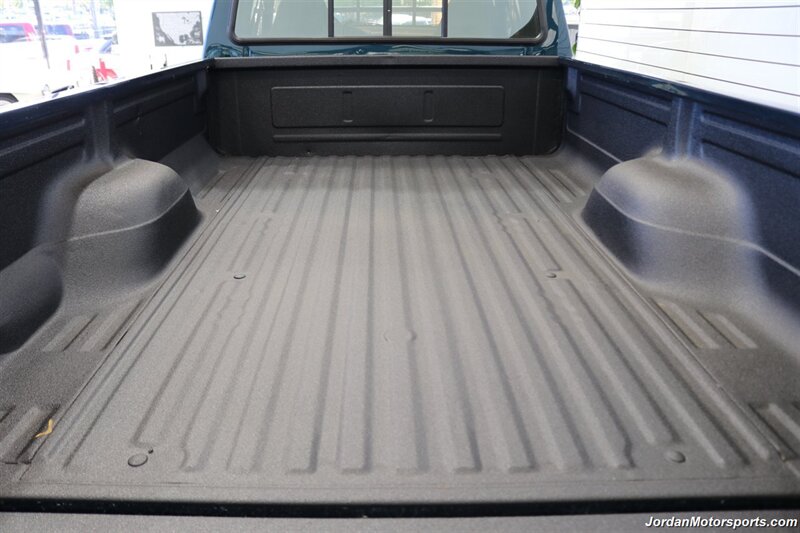 1996 Ford F-250 XLT  1-OWNER* 100% RUST & CORROSION FREE* NEW 4 " BDS LIFT W/ FOX SHOCKS* NEW 33 " BFG KO3 10-PLY TIRES* ALCOAS* FACTORY 2-TONE* NEW BRAKES - FLUIDS - FILTERS* LINEX BED LINER & BED IN NEW CONDITION - Photo 46 - Portland, OR 97230