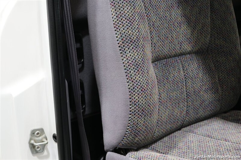 1999 Dodge Ram 2500 Laramie SLT  1-OWNER* 0-RUST* ONLY 48K MILES* NOT 53 BLOCK* NEVER HAD A 5TH WHEEL OR GOOSNECK* 3 " RC SUSPENSION LIFT UPGRADE W/SHOCKS* REMOTE START W/ALARM* ALL ORIGINAL BOOKS-MANUALS-KEYS-WINDOW STICKER - Photo 69 - Portland, OR 97230