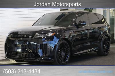 2025 Land Rover Range Rover Sport P635 SV Edition Two  1-OWNER* CERAMIC TINT* LIKE NEW WITH ALL GOODIES* COLD CLIMATE PKG* CONV PKG* EXPOSED HOOD CARBON* 4-ZONE CLIMATE