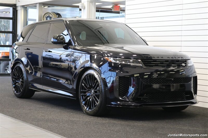 2025 Land Rover Range Rover Sport P635 SV Edition Two  1-OWNER* CERAMIC TINT* LIKE NEW WITH ALL GOODIES* COLD CLIMATE PKG* CONV PKG* EXPOSED HOOD CARBON* 4-ZONE CLIMATE - Photo 2 - Portland, OR 97230