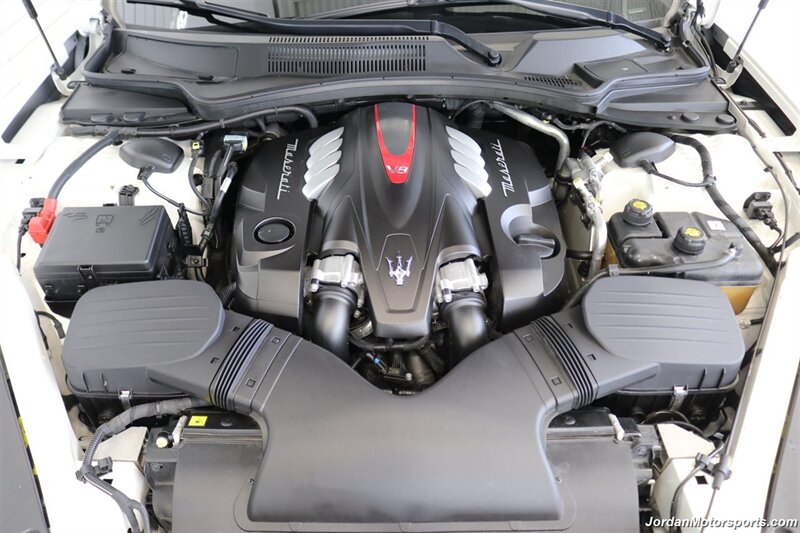 2020 Maserati Quattroporte GTS GranSport   - Photo 16 - Portland, OR 97230