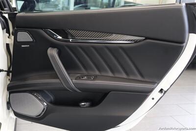 2020 Maserati Quattroporte GTS GranSport   - Photo 43 - Portland, OR 97230