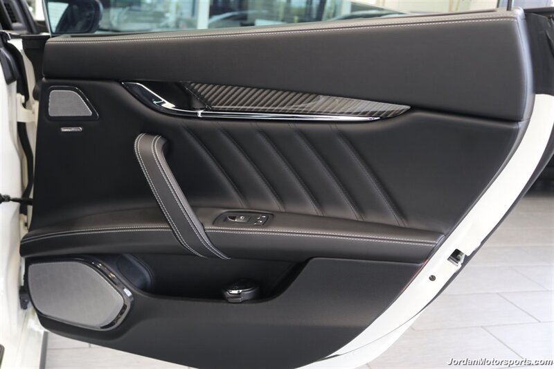 2020 Maserati Quattroporte GTS GranSport   - Photo 43 - Portland, OR 97230