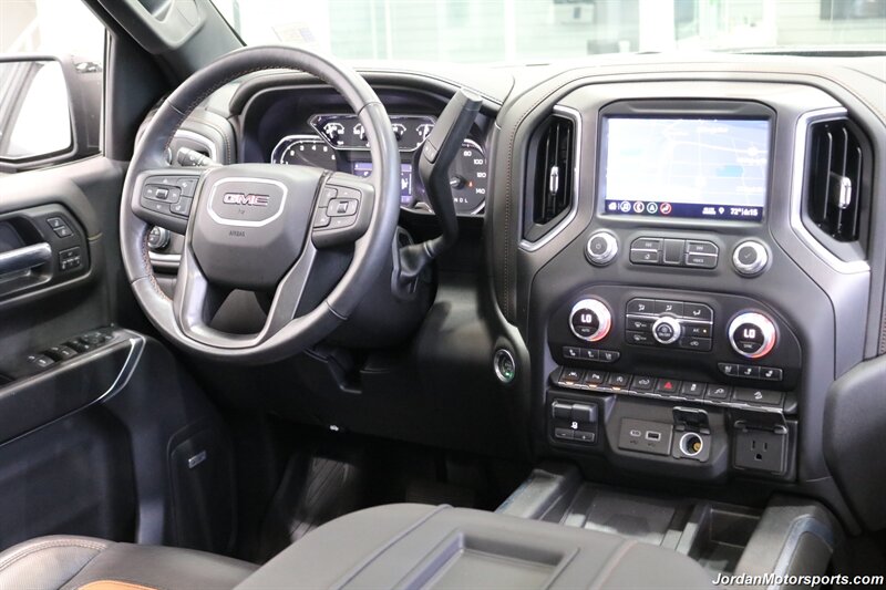 2019 GMC Sierra 1500 AT4  LEATHER HEAT/AC FRONT HEATED REAR* MOON ROOF* NAVI* CONTRACTORS TAILGATE WITH STEP* LOW MILES* AT4 OFF ROAD 44K 1 OWNER MILES - Photo 15 - Portland, OR 97230
