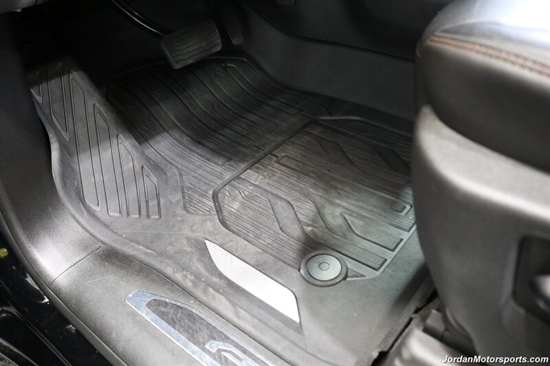2019 GMC Sierra 1500 AT4  LEATHER HEAT/AC FRONT HEATED REAR* MOON ROOF* NAVI* CONTRACTORS TAILGATE WITH STEP* LOW MILES* AT4 OFF ROAD 44K 1 OWNER MILES - Photo 54 - Portland, OR 97230