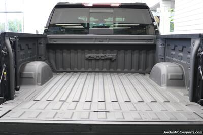 2019 GMC Sierra 1500 AT4  LEATHER HEAT/AC FRONT HEATED REAR* MOON ROOF* NAVI* CONTRACTORS TAILGATE WITH STEP* LOW MILES* AT4 OFF ROAD 44K 1 OWNER MILES - Photo 11 - Portland, OR 97230