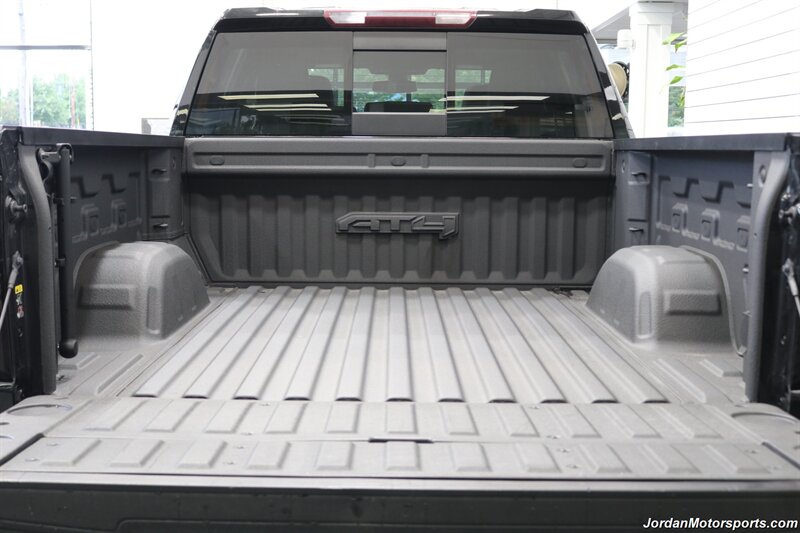 2019 GMC Sierra 1500 AT4  LEATHER HEAT/AC FRONT HEATED REAR* MOON ROOF* NAVI* CONTRACTORS TAILGATE WITH STEP* LOW MILES* AT4 OFF ROAD 44K 1 OWNER MILES - Photo 11 - Portland, OR 97230