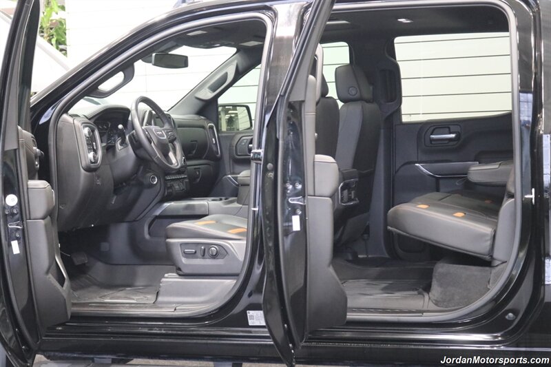 2019 GMC Sierra 1500 AT4  LEATHER HEAT/AC FRONT HEATED REAR* MOON ROOF* NAVI* CONTRACTORS TAILGATE WITH STEP* LOW MILES* AT4 OFF ROAD 44K 1 OWNER MILES - Photo 12 - Portland, OR 97230