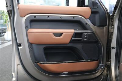 2025 Land Rover Defender 110 P635 OCTA  1-CALIFORNIA OWNER* FRIDGE* POWER FOLD RUNNING BOARDS* EXTERIOR PROTECTION PKG* 20 "DIAMOND TURNED SATIN DARK WHEEL PKG* BURN SIENNA INTERIOR* ALL BOOKS-2 KEYS-WINDOW STICKER* CERAMIC TINT* - Photo 28 - Portland, OR 97230