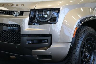 2025 Land Rover Defender 110 P635 OCTA  1-CALIFORNIA OWNER* FRIDGE* POWER FOLD RUNNING BOARDS* EXTERIOR PROTECTION PKG* 20 "DIAMOND TURNED SATIN DARK WHEEL PKG* BURN SIENNA INTERIOR* ALL BOOKS-2 KEYS-WINDOW STICKER* CERAMIC TINT* - Photo 12 - Portland, OR 97230