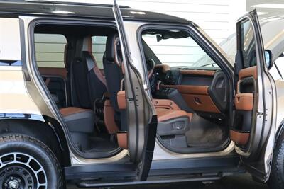 2025 Land Rover Defender 110 P635 OCTA  1-CALIFORNIA OWNER* FRIDGE* POWER FOLD RUNNING BOARDS* EXTERIOR PROTECTION PKG* 20 "DIAMOND TURNED SATIN DARK WHEEL PKG* BURN SIENNA INTERIOR* ALL BOOKS-2 KEYS-WINDOW STICKER* CERAMIC TINT* - Photo 55 - Portland, OR 97230
