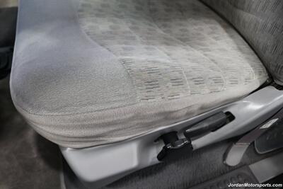 1999 Ford F-350 XLT  1-OWNER* 100% RUST FREE* TRITON V-10* 4 "PRO COMP LIFT W/DUAL STEERING STABILIZERS* 35 "BFG KO2s* CANOPY* PAINT MATCHED FLARES* FULL FRESH SERVICE - Photo 47 - Portland, OR 97230