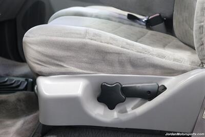 1999 Ford F-350 XLT  1-OWNER* 100% RUST FREE* TRITON V-10* 4 "PRO COMP LIFT W/DUAL STEERING STABILIZERS* 35 "BFG KO2s* CANOPY* PAINT MATCHED FLARES* FULL FRESH SERVICE - Photo 67 - Portland, OR 97230