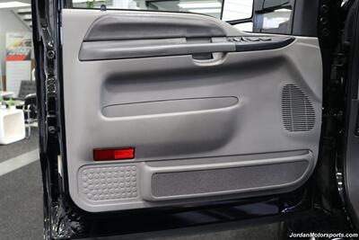 1999 Ford F-350 XLT  1-OWNER* 100% RUST FREE* TRITON V-10* 4 "PRO COMP LIFT W/DUAL STEERING STABILIZERS* 35 "BFG KO2s* CANOPY* PAINT MATCHED FLARES* FULL FRESH SERVICE - Photo 44 - Portland, OR 97230