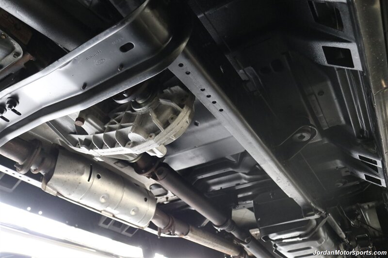 1999 Ford F-350 XLT  1-OWNER* 100% RUST FREE* TRITON V-10* 4 "PRO COMP LIFT W/DUAL STEERING STABILIZERS* 35 "BFG KO2s* CANOPY* PAINT MATCHED FLARES* FULL FRESH SERVICE - Photo 24 - Portland, OR 97230