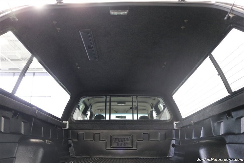 1999 Ford F-350 XLT  1-OWNER* 100% RUST FREE* TRITON V-10* 4 "PRO COMP LIFT W/DUAL STEERING STABILIZERS* 35 "BFG KO2s* CANOPY* PAINT MATCHED FLARES* FULL FRESH SERVICE - Photo 43 - Portland, OR 97230