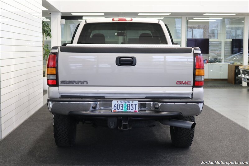 2005 GMC Sierra 2500 SLE  1-OWNER* 0-RUST* ONLY 93K MLS* EDGE TUNER* AFE INTAKE* LEVELED ON NEW 33 " BFG KO3s* 1 "FILE OF ALL SERVICE RECORDS SINCE NEW* ALL BOOKS & WINDOW STICKER - Photo 7 - Portland, OR 97230