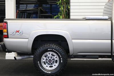 2005 GMC Sierra 2500 SLE  1-OWNER* 0-RUST* ONLY 93K MLS* EDGE TUNER* AFE INTAKE* LEVELED ON NEW 33 " BFG KO3s* 1 "FILE OF ALL SERVICE RECORDS SINCE NEW* ALL BOOKS & WINDOW STICKER - Photo 35 - Portland, OR 97230