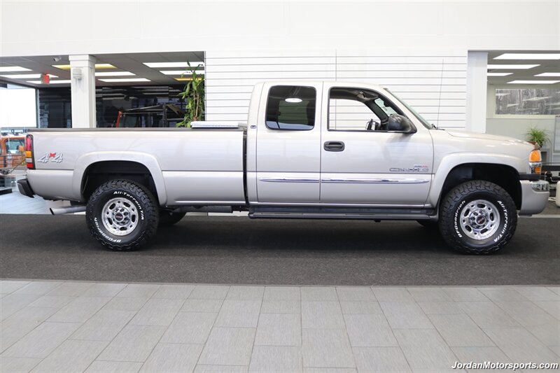 2005 GMC Sierra 2500 SLE  1-OWNER* 0-RUST* ONLY 93K MLS* EDGE TUNER* AFE INTAKE* LEVELED ON NEW 33 " BFG KO3s* 1 "FILE OF ALL SERVICE RECORDS SINCE NEW* ALL BOOKS & WINDOW STICKER - Photo 3 - Portland, OR 97230