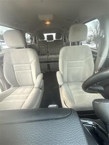 2017 Dodge Grand Caravan SE   - Photo 7 - Wintersville, OH 43953