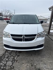 2017 Dodge Grand Caravan SE   - Photo 2 - Wintersville, OH 43953