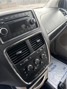 2017 Dodge Grand Caravan SE   - Photo 22 - Wintersville, OH 43953