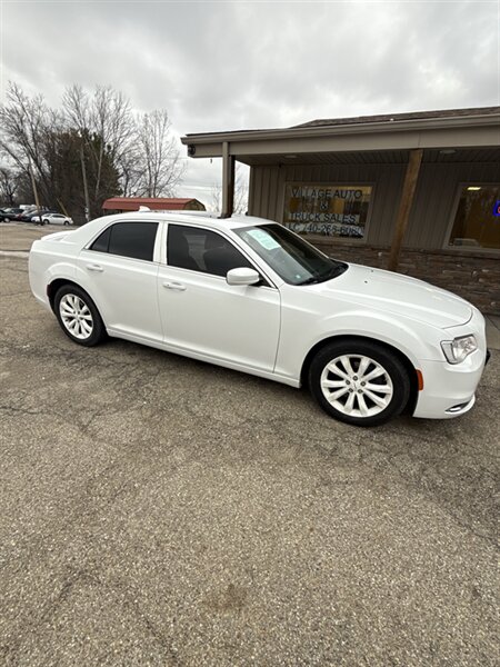 2016 Chrysler 300 Series Limited Anniversary   - Photo 1 - Wintersville, OH 43953
