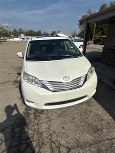 2014 Toyota Sienna Limited 7-Passenger   - Photo 3 - Wintersville, OH 43953
