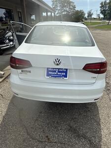 2017 Volkswagen Jetta 1.4T S - Photo 8 - Wintersville, OH 43953