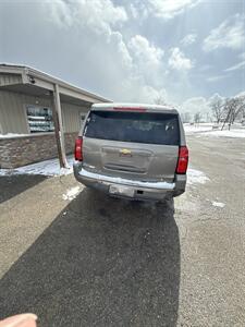 2017 Chevrolet Suburban Premier   - Photo 5 - Wintersville, OH 43953