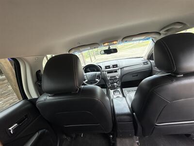 2010 Ford Fusion SEL   - Photo 11 - Wintersville, OH 43953