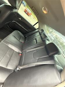 2010 Ford Fusion SEL   - Photo 15 - Wintersville, OH 43953