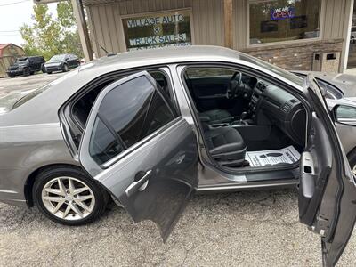 2010 Ford Fusion SEL   - Photo 6 - Wintersville, OH 43953