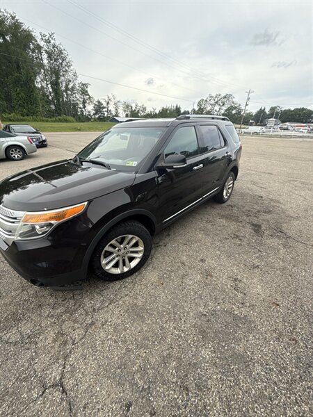 2014 Ford Explorer XLT   - Photo 1 - Wintersville, OH 43953