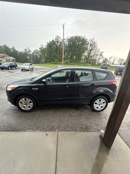 2014 Ford Escape S  