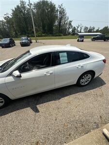 2017 Chevrolet Malibu LT - Photo 3 - Wintersville, OH 43953
