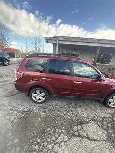 2010 Subaru Forester 2.5X Premium   - Photo 6 - Wintersville, OH 43953
