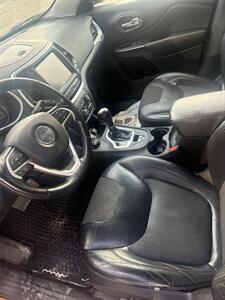 2015 Jeep Cherokee Trailhawk   - Photo 9 - Wintersville, OH 43953