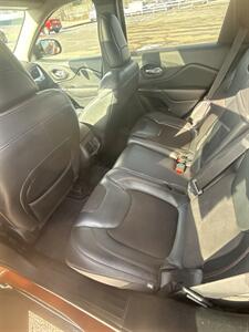 2015 Jeep Cherokee Trailhawk   - Photo 11 - Wintersville, OH 43953