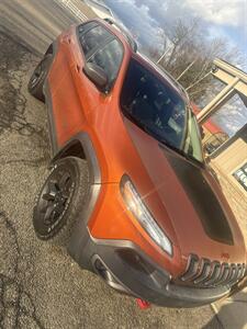 2015 Jeep Cherokee Trailhawk   - Photo 4 - Wintersville, OH 43953