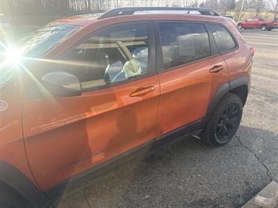 2015 Jeep Cherokee Trailhawk   - Photo 5 - Wintersville, OH 43953