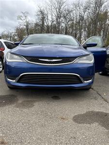 2015 Chrysler 200 Limited   - Photo 11 - Wintersville, OH 43953