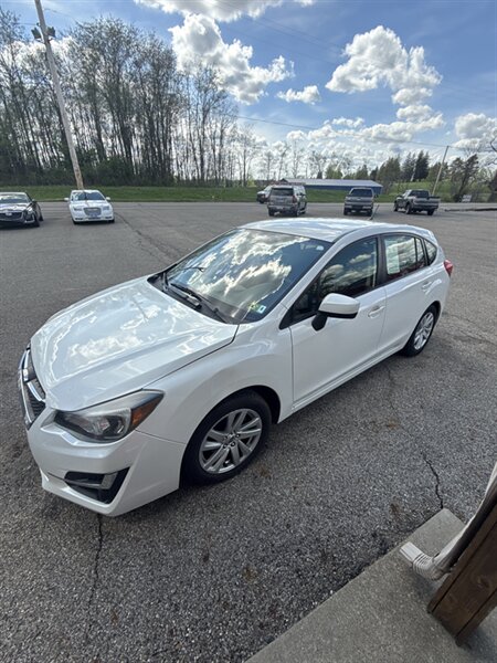 2016 Subaru Impreza 2.0i Premium  