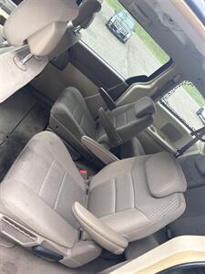 2010 Chrysler Town & Country Touring   - Photo 12 - Wintersville, OH 43953
