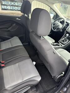 2014 Ford Escape SE   - Photo 5 - Wintersville, OH 43953