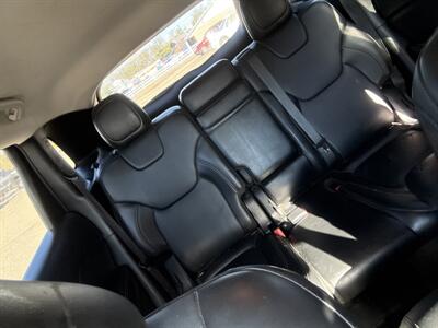 2017 Jeep Cherokee Limited   - Photo 11 - Wintersville, OH 43953