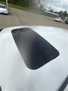 2012 Honda Odyssey Touring - Photo 4 - Wintersville, OH 43953