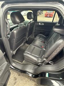 2012 Ford Explorer XLT   - Photo 19 - Wintersville, OH 43953