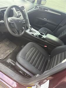 2013 Ford Fusion SE   - Photo 7 - Wintersville, OH 43953